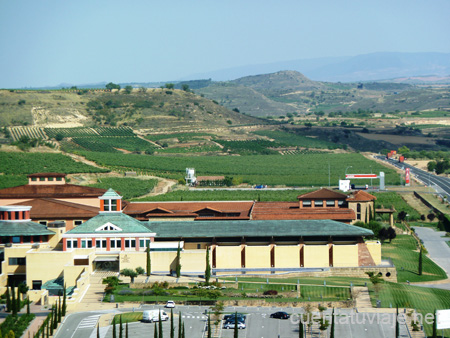 Museo de la Cultura del Vino-Dinastia Vivanco. Briones.