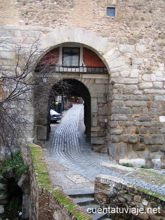 Una de las Puertas de Toledo